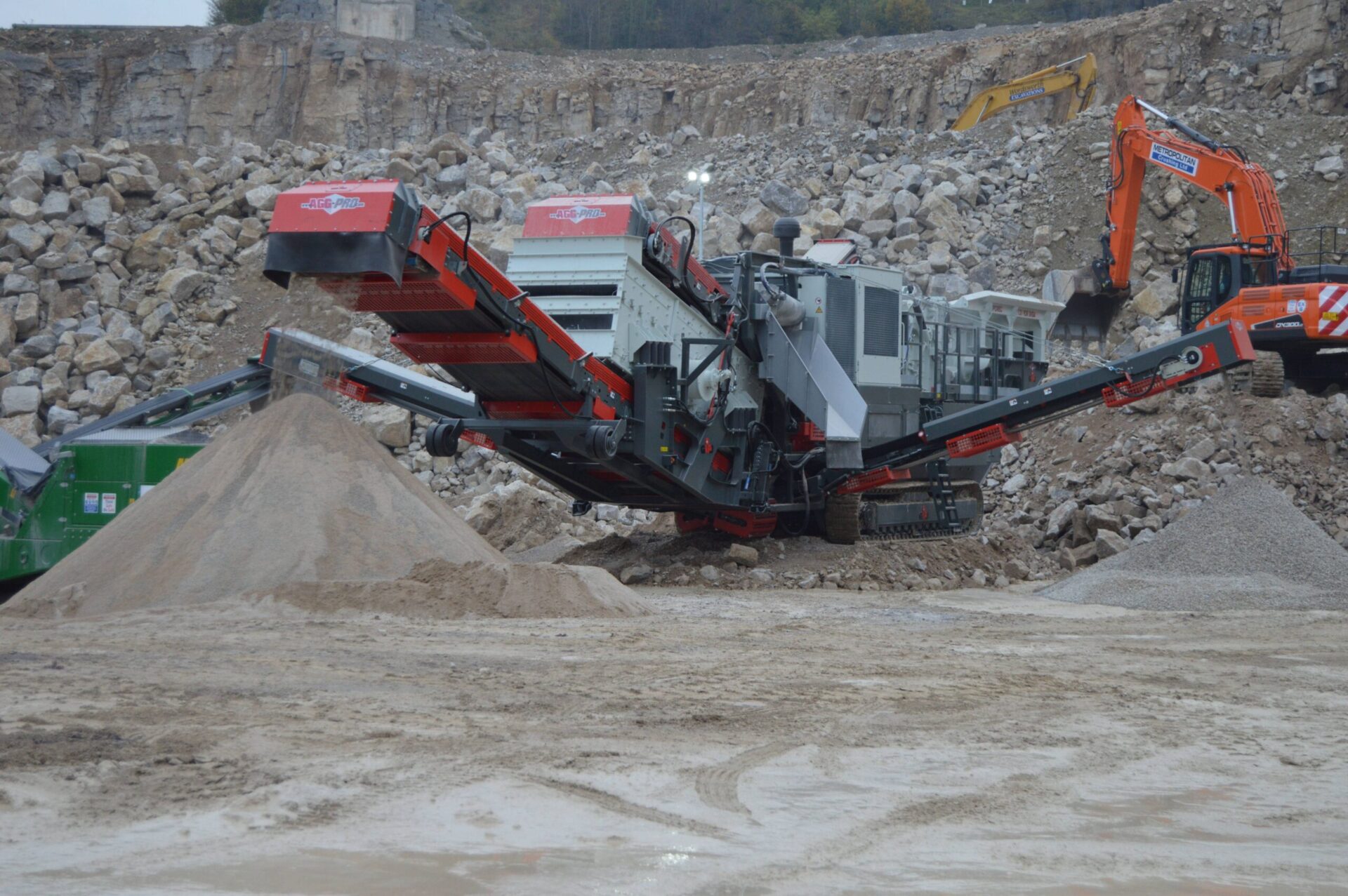 GipoRec Giga R131 FDR Triple Deck Impact Crusher