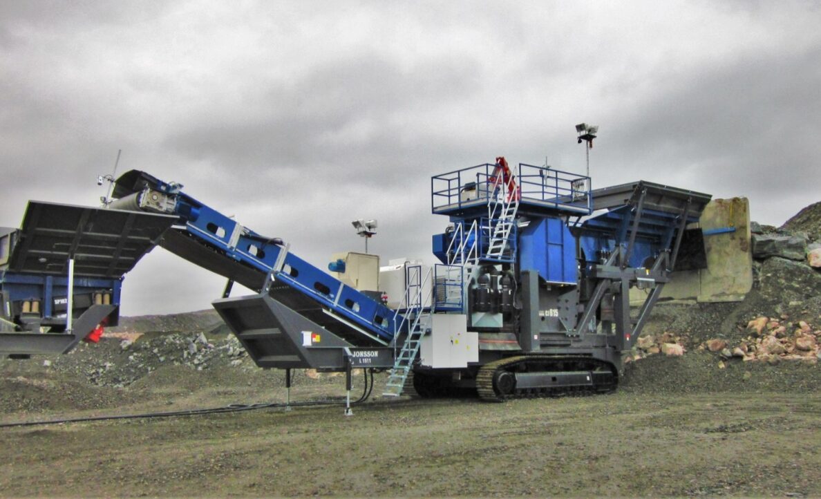 Jonsson L 1511 Tracked Jaw Crusher