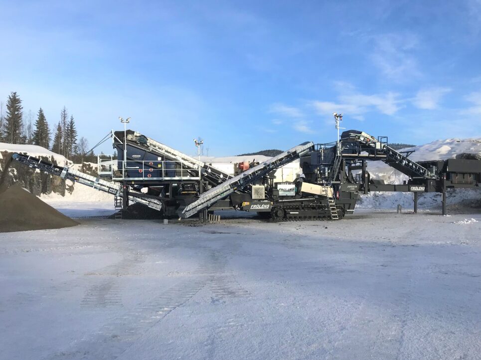 Jonsson L 6800 Tracked Cone Crusher